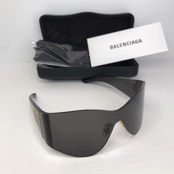 - 💯 - Authentic New BalenciagaMONO MASK SUNGLASSES | BB0122S seen on Kim - Picture 6 of 17